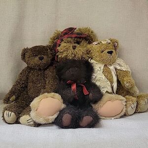TY and Russ plush bears set of 4
